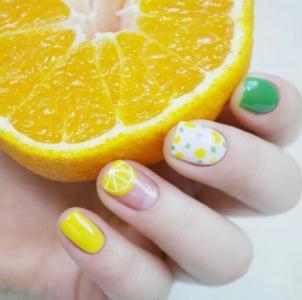 黄色橘子美甲图片——団子分享