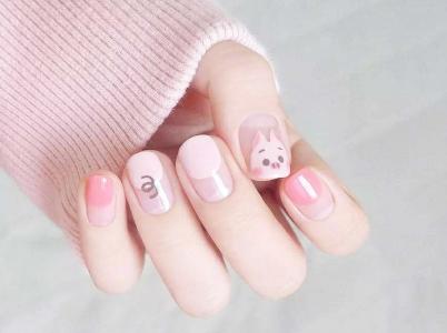  Gentle girl heart piggy hand painted manicure